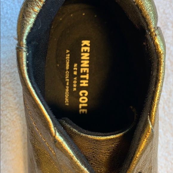 Kenneth Cole Gold Platform Sneaker - Picture 8 of 11